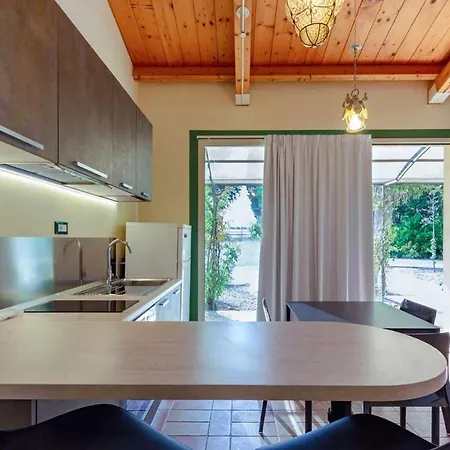 R23 - Casa Yucca, Nuovo Numana